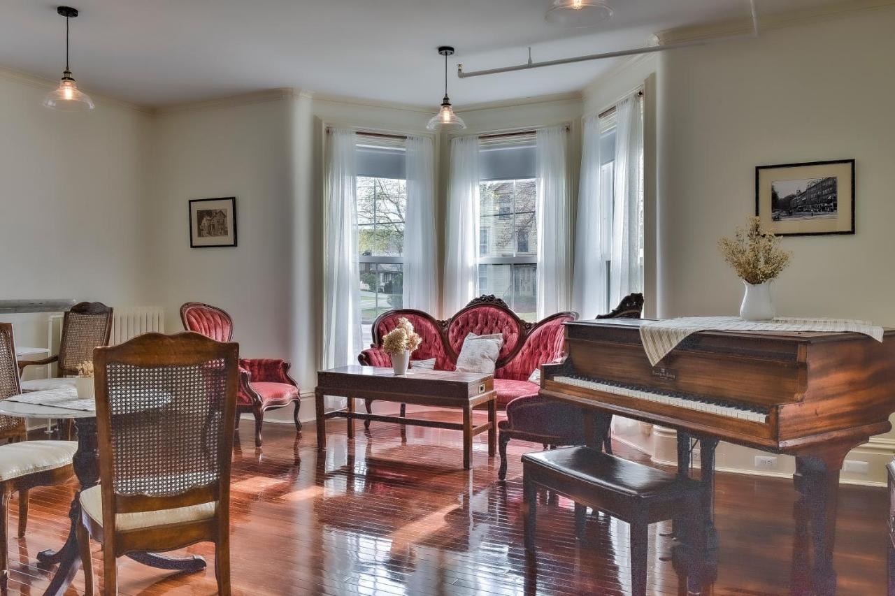 Hotel The Burrell House Keene Esterno foto