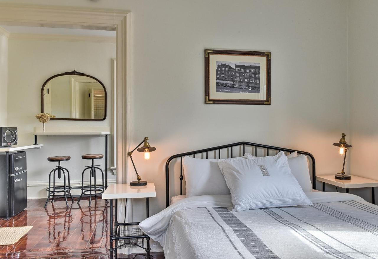 Hotel The Burrell House Keene Esterno foto