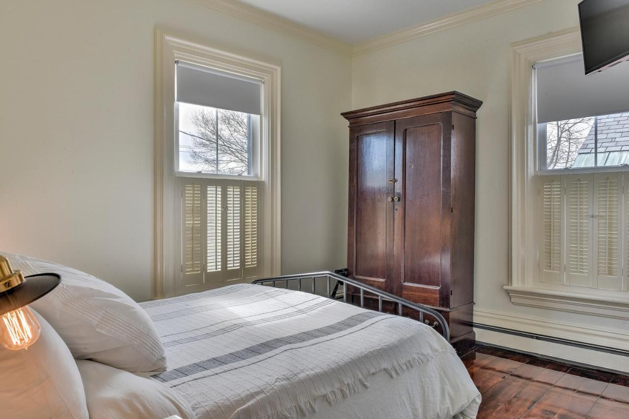 Hotel The Burrell House Keene Esterno foto