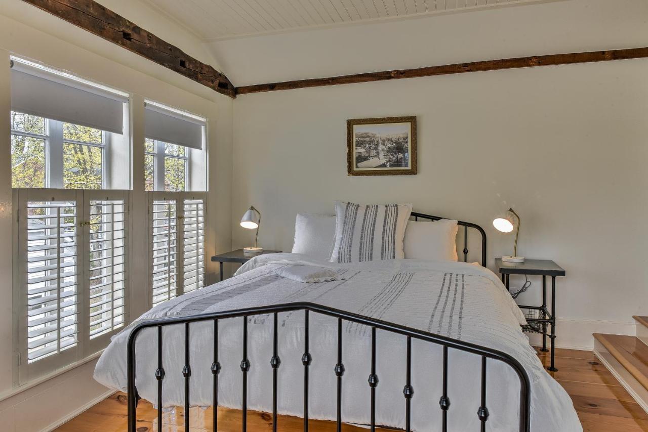 Hotel The Burrell House Keene Esterno foto